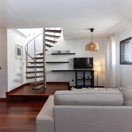 Apartamentos La Casa de la Alameda Malaga Bagian luar foto
