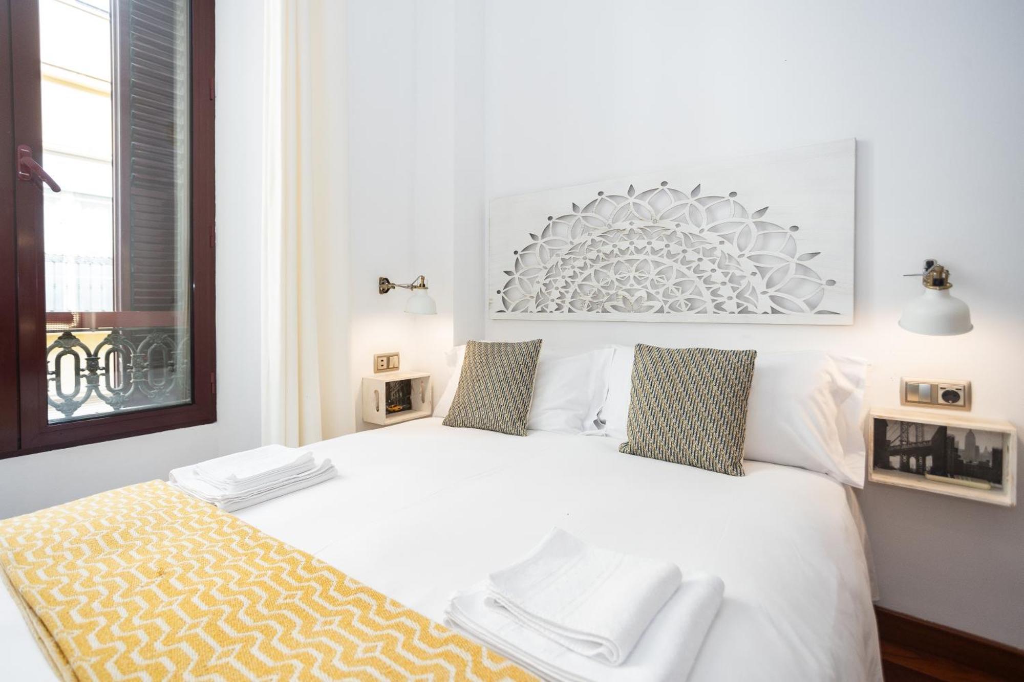 Apartamentos La Casa de la Alameda Malaga Bagian luar foto