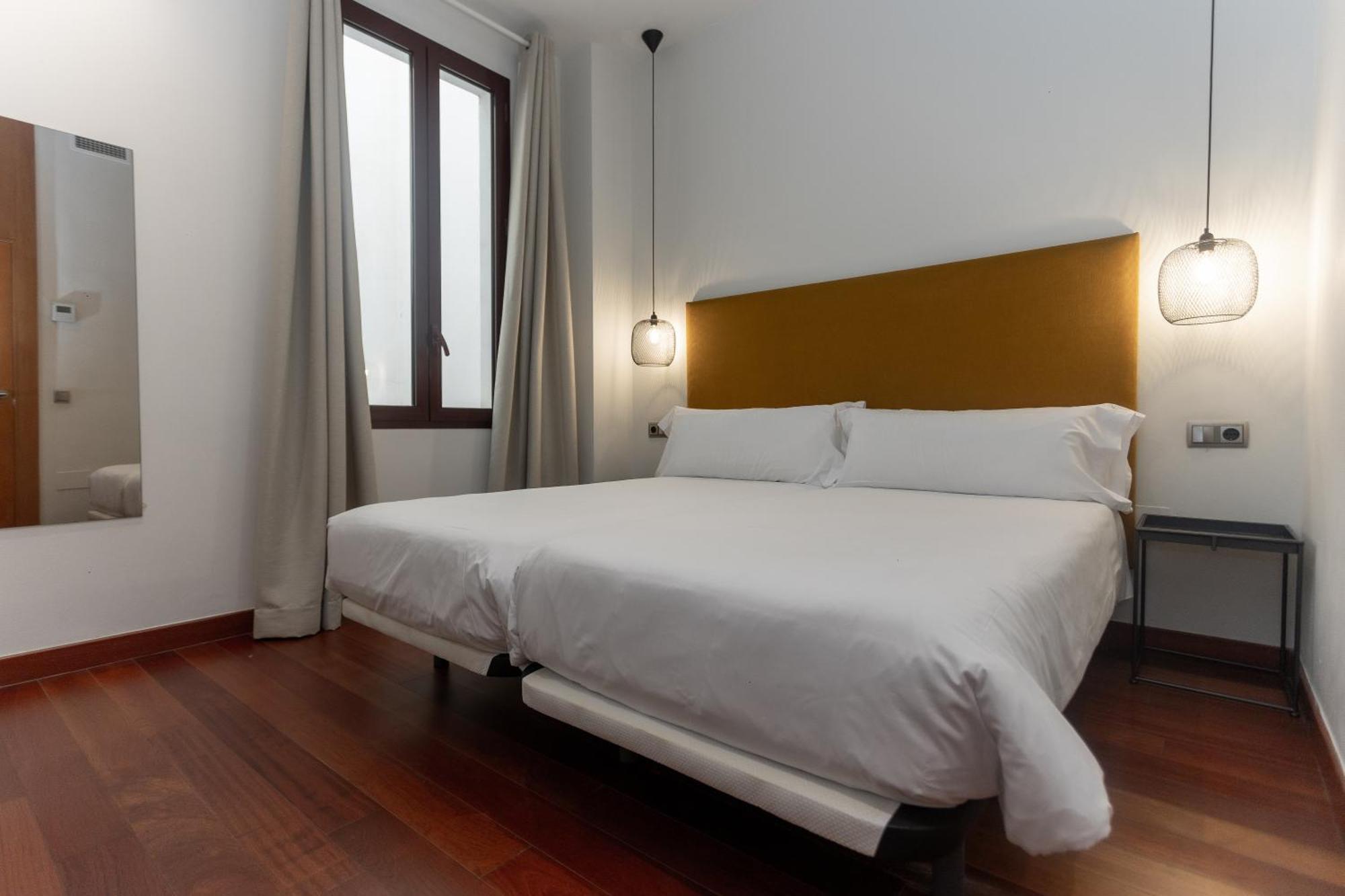 Apartamentos La Casa de la Alameda Malaga Bagian luar foto